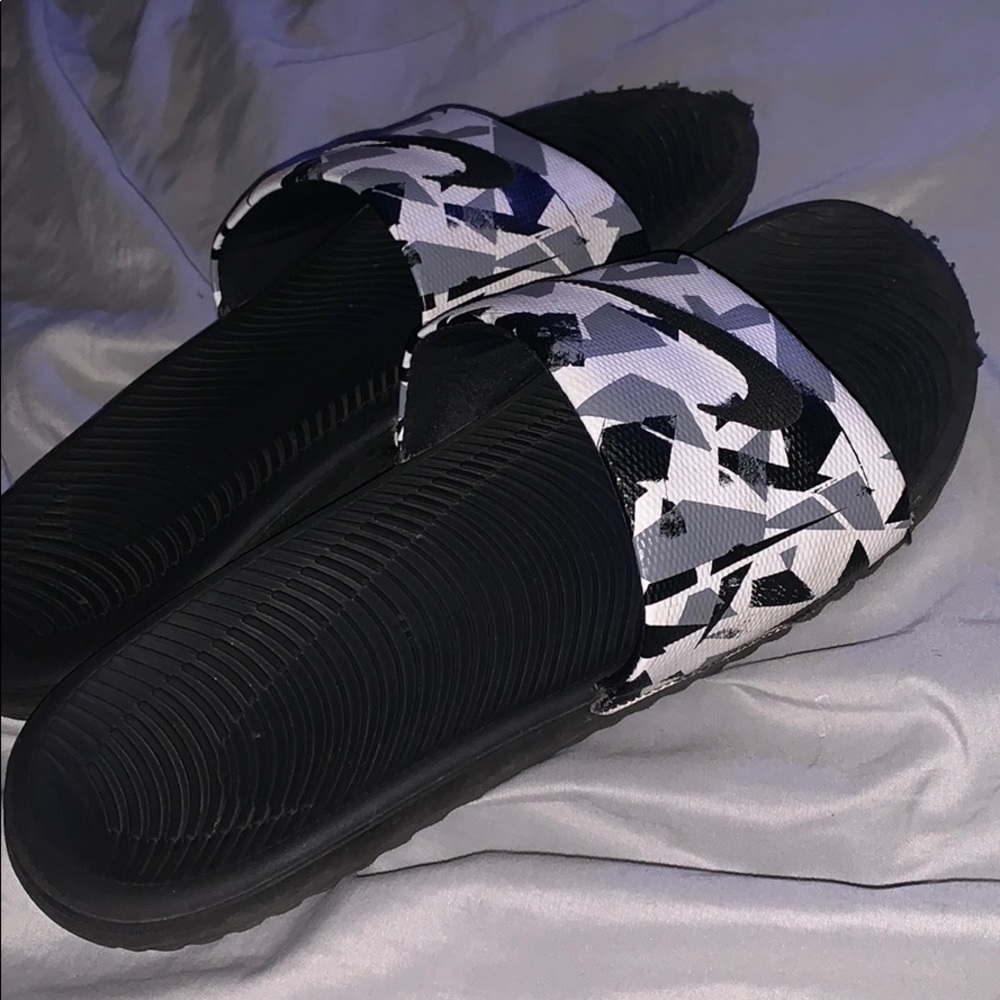 Nike slides